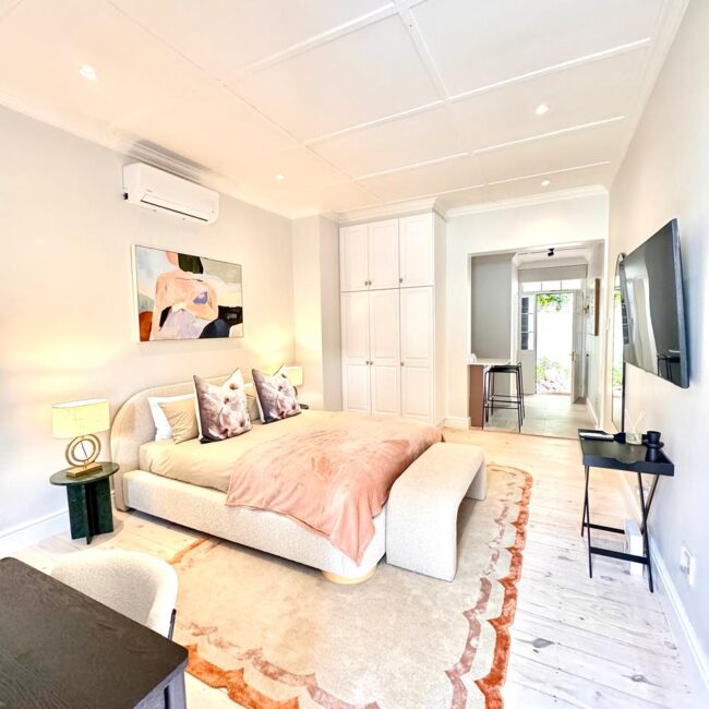 Queens Suites – Lounge Area