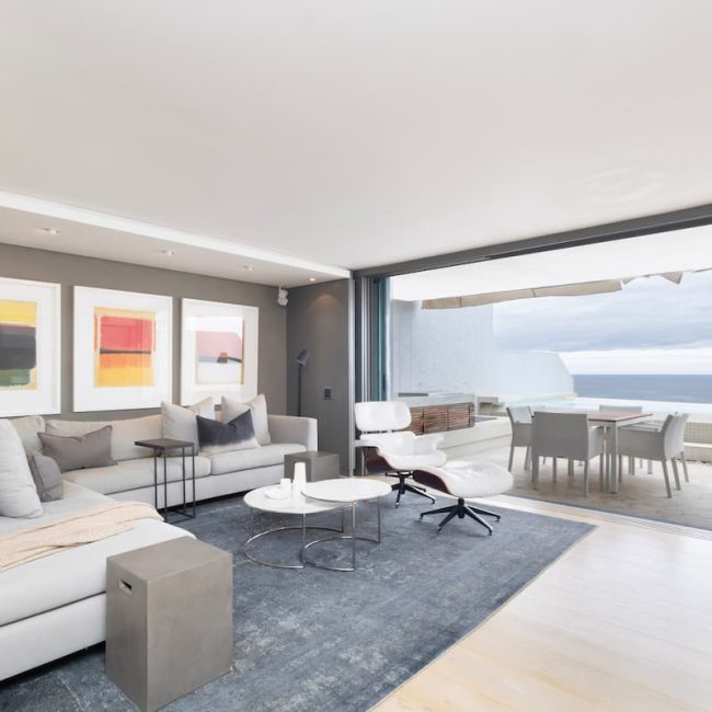 Clifton Views – Exterior & Pool
