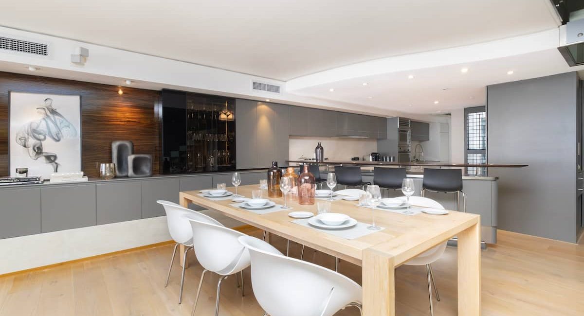 Clifton Views – Living Area