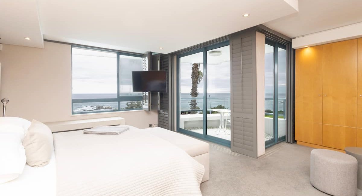 Clifton Views – Lounge