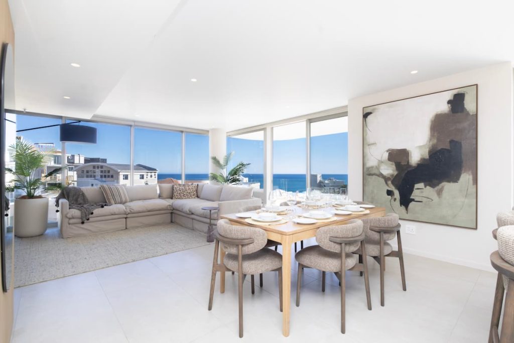 Bantry Bay Beauty - Hero Living Area