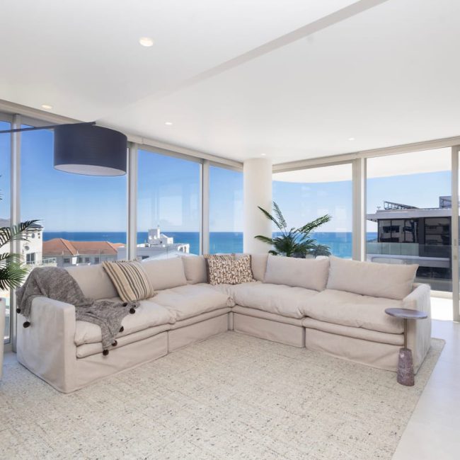 Bantry Bay Beauty - Living Room