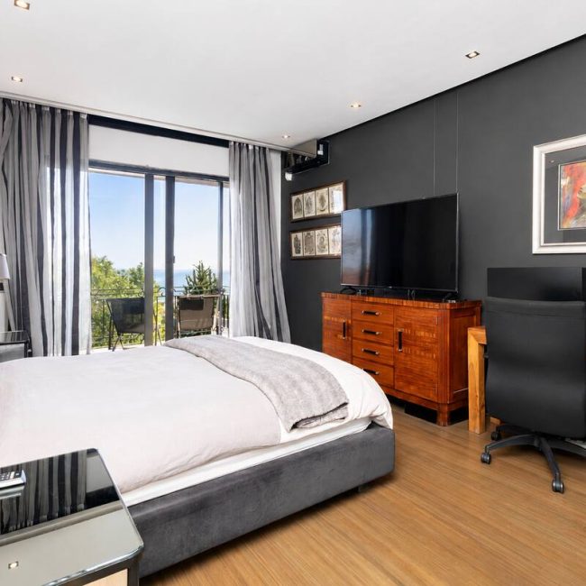 Mansion Villa – Main Bedroom